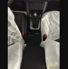 途观中央扶手箱安装