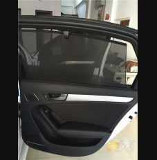 A4L 后排窗帘安装。