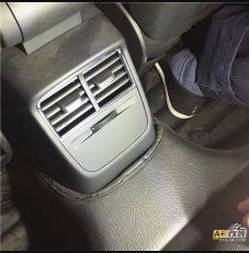 后排出风口A3原厂升级。
