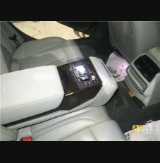 后排MMI，倒影，A6L 原厂升级。