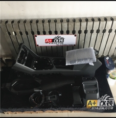 扶手箱，倒影 途观L原厂升级