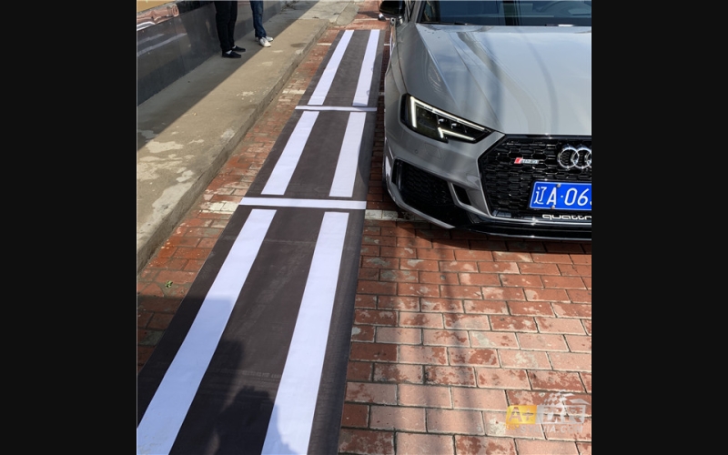 RS4 全景影像，B&O音响，后排遮阳帘，后排加热原厂升级